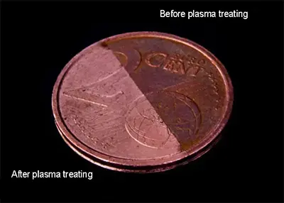Removal of oxides with plasma from an old 2 cent coin